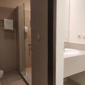 Kamar queen deluxe